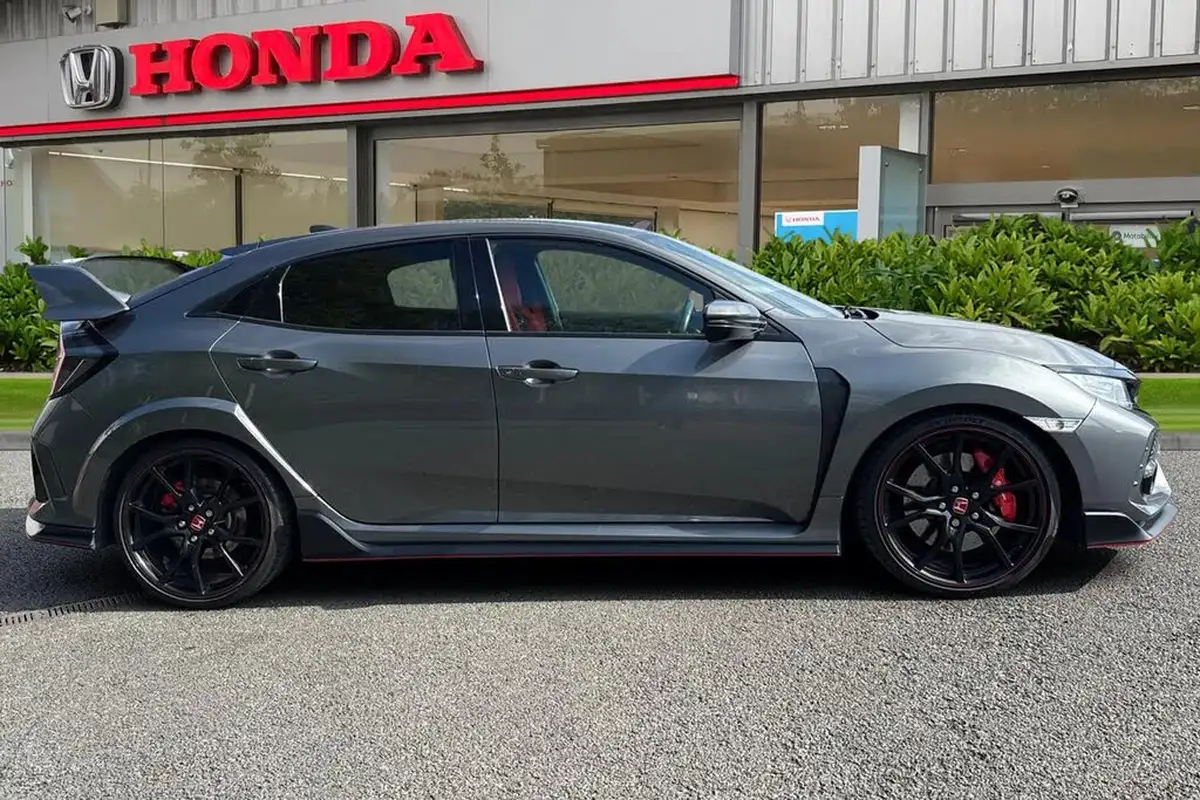 2017-honda-civic-20-i-vtec-type-r-gt-320ps-big-2
