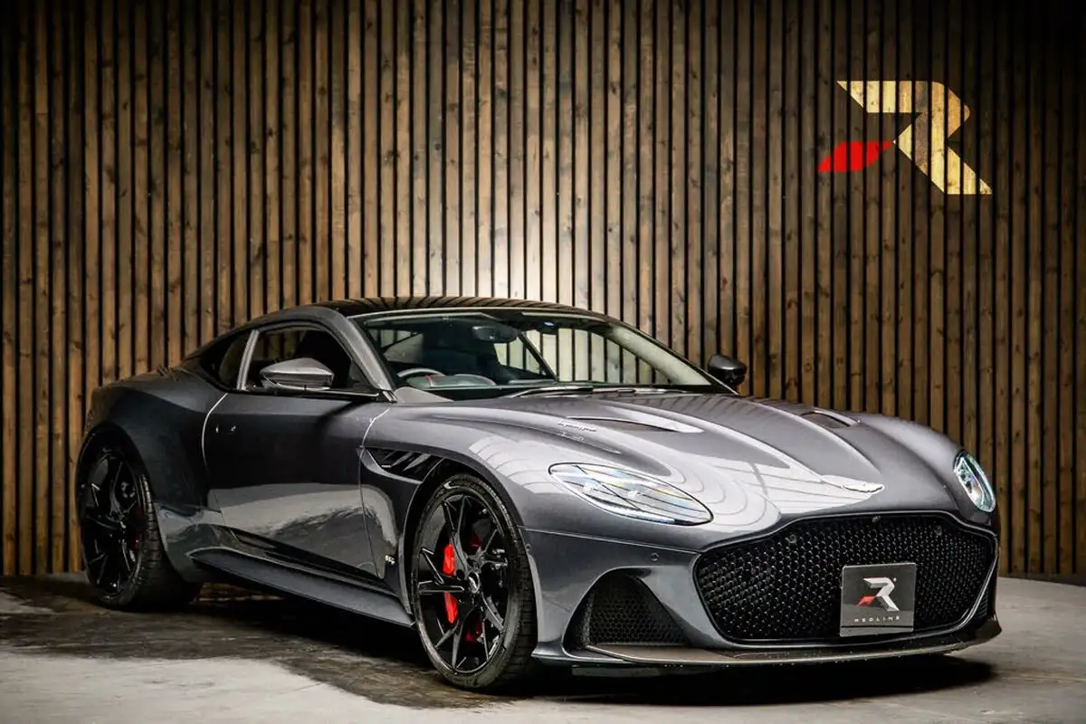 2019-aston-martin-dbs-52-v12-superleggera-big-0