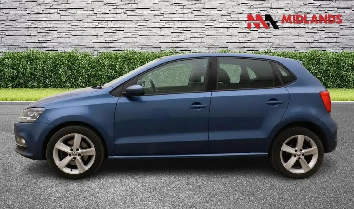 2015-volkswagen-polo-10-tsi-sel-5d-big-2