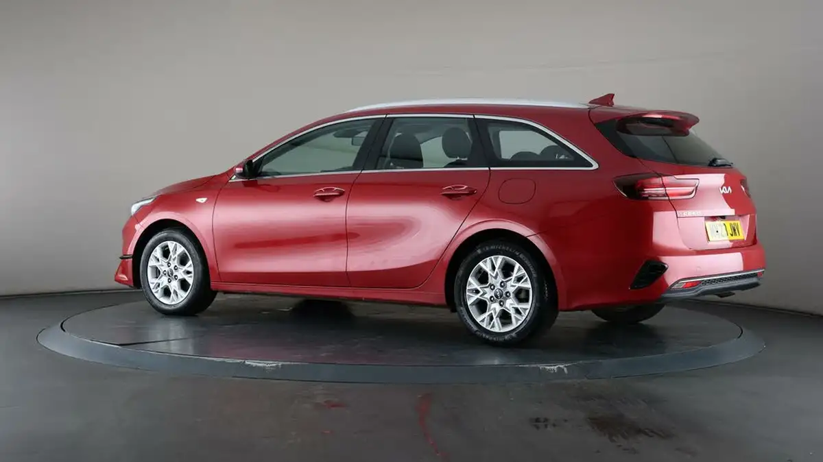 2023-kia-ceed-15-t-gdi-2-158bhp-sportswagon-big-65