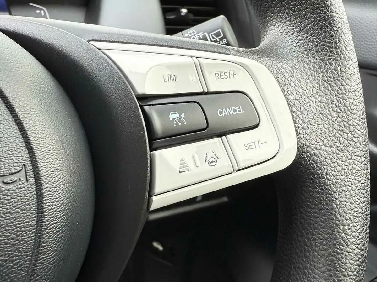 2021-honda-jazz-15-i-mmd-sr-107ps-big-14