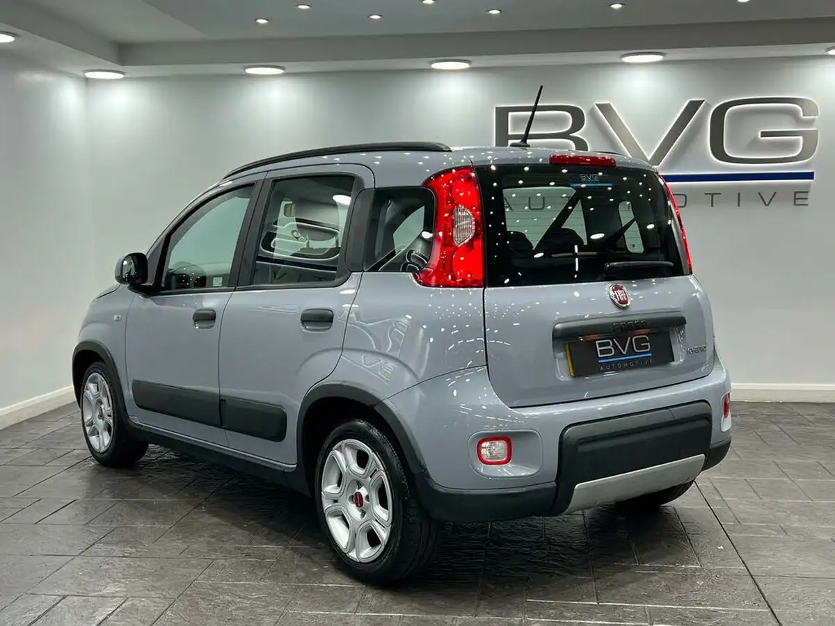 2023-fiat-panda-10-city-life-big-6