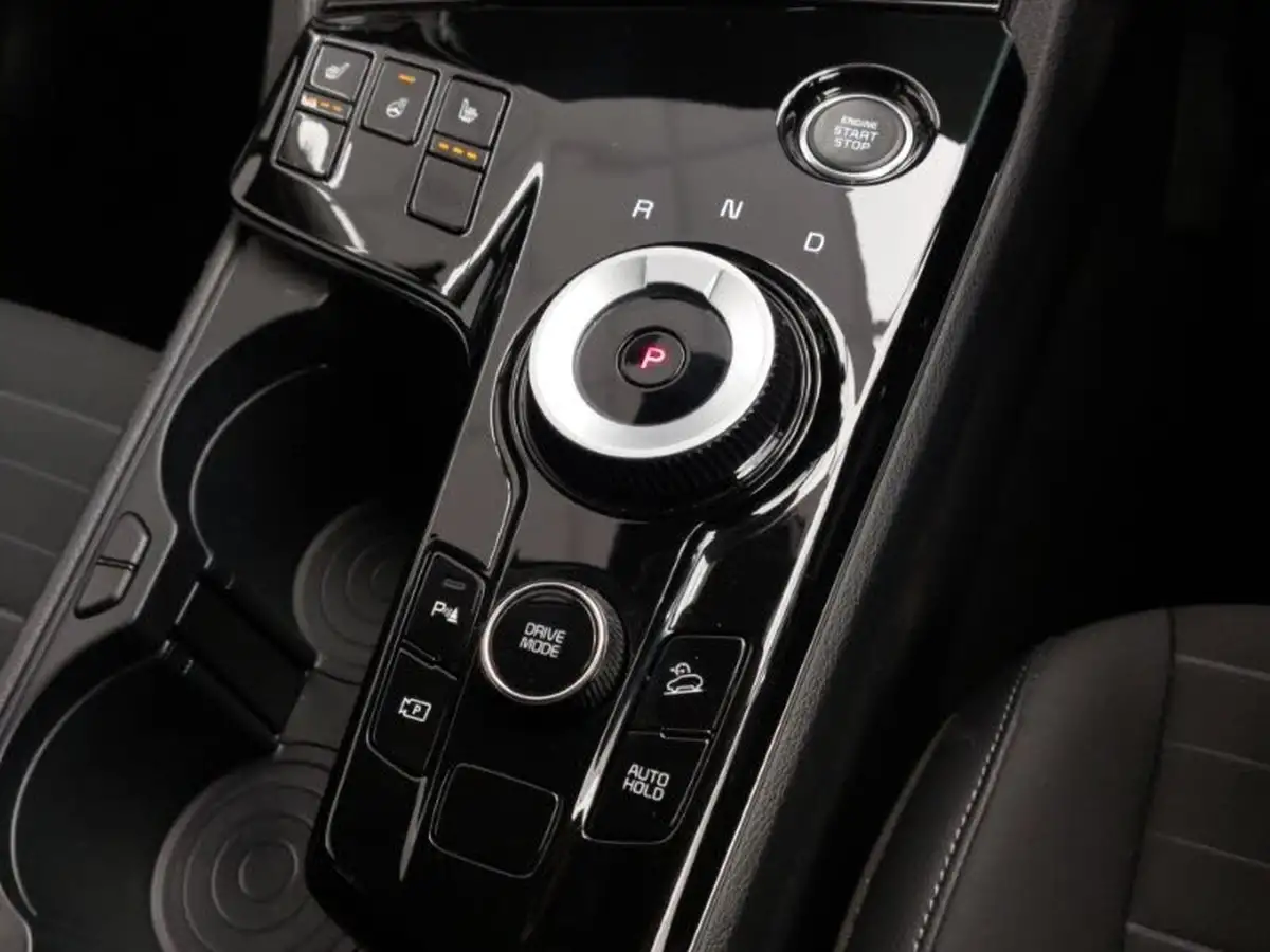 2024-kia-sportage-16-t-gdi-3-207bhp-hev-auto-big-11