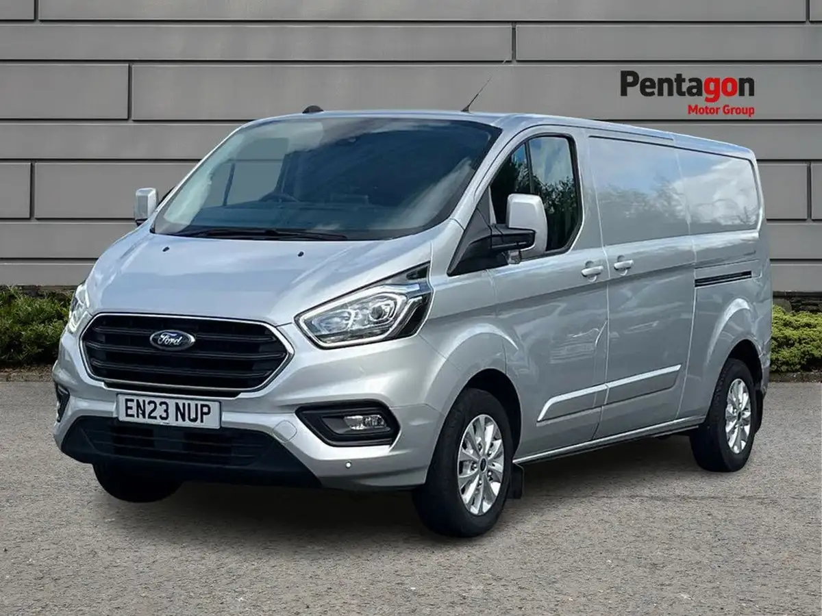 2023-ford-transit-custom-big-2
