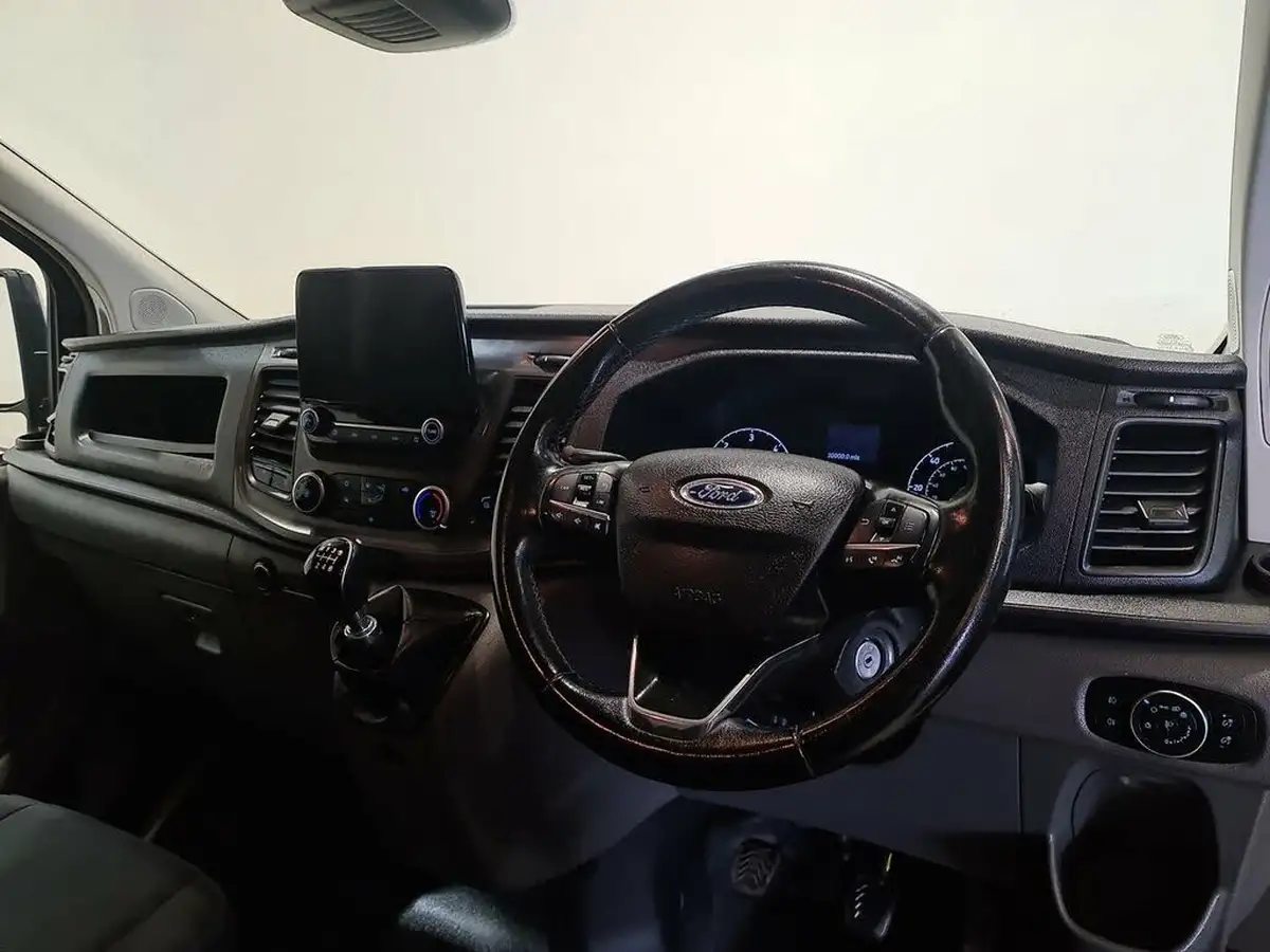 2020-ford-transit-custom-20tdci-320-l1h1-trend-105pseu6dt-panel-van-big-17