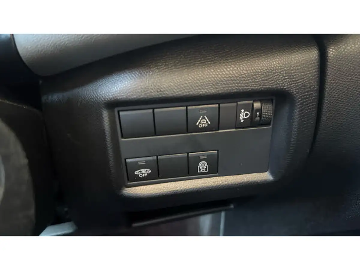 2020-citroen-c5-aircross-12-puretech-feel-big-21