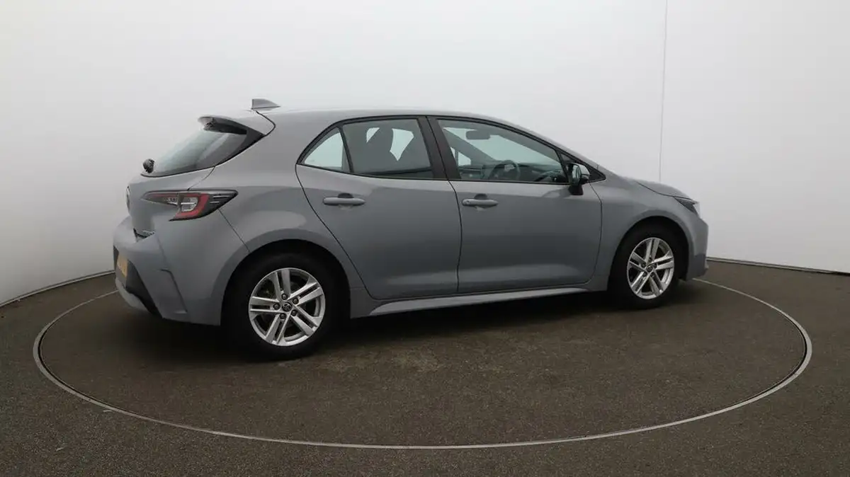 2022-toyota-corolla-18-vvt-i-icon-120bhp-trk-hatchback-5d-big-44