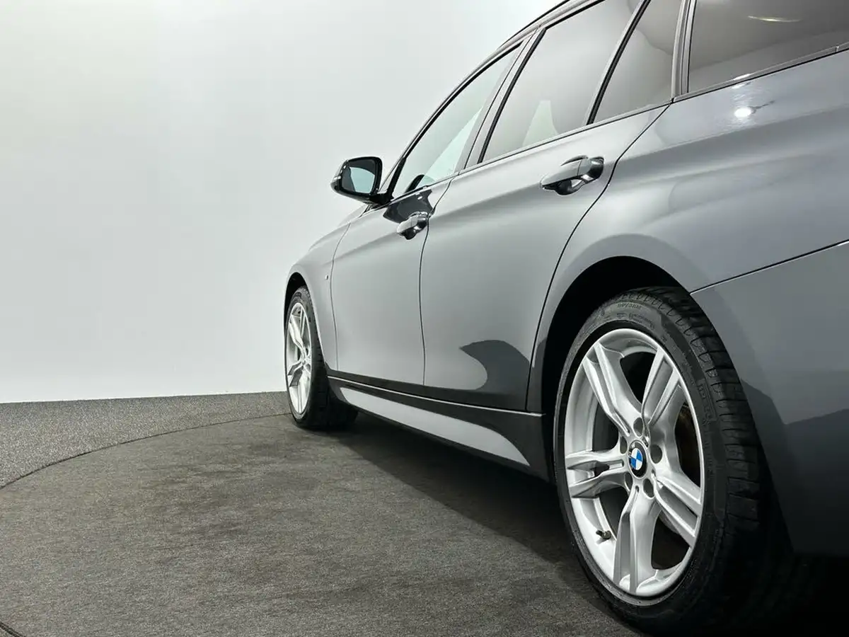 2018-bmw-3-series-20-320i-xdrive-m-sport-touring-5d-auto-big-49