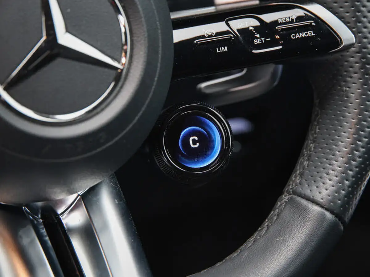 2023-mercedes-benz-c-class-20-c43-amg-premium-saloon-4d-big-18