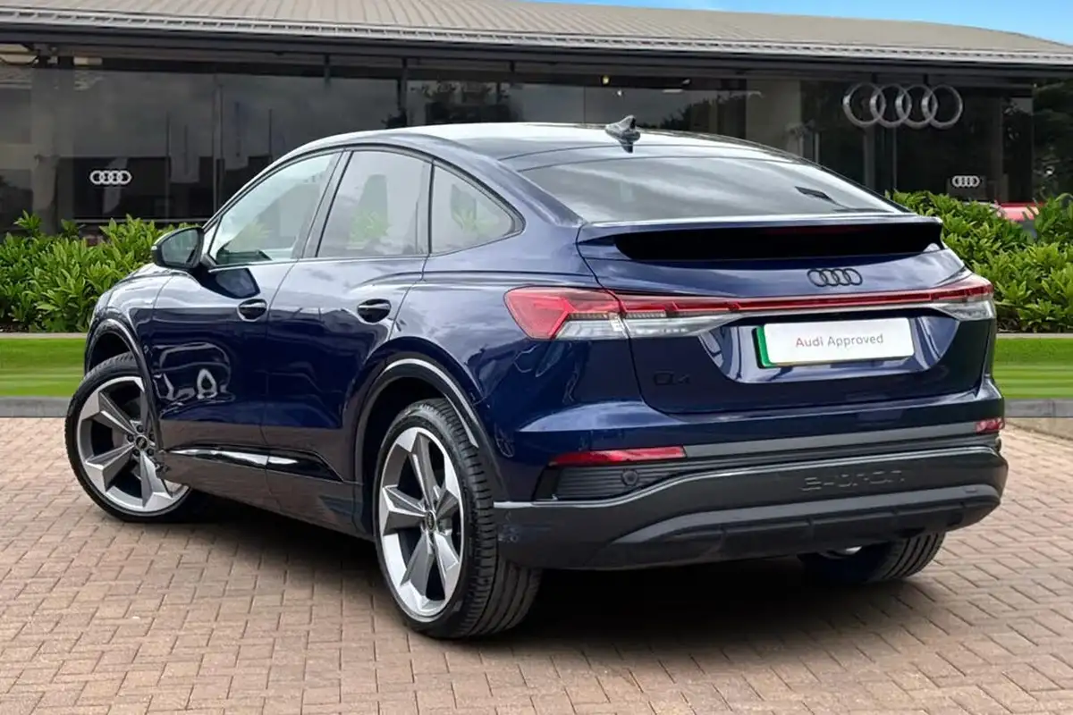 2024-audi-q4-e-tron-45e-black-edition-station-wagon-auto-big-1