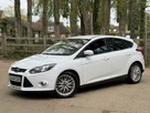 2014-ford-focus-10-zetec-125ps-ss-hatchback-small-12