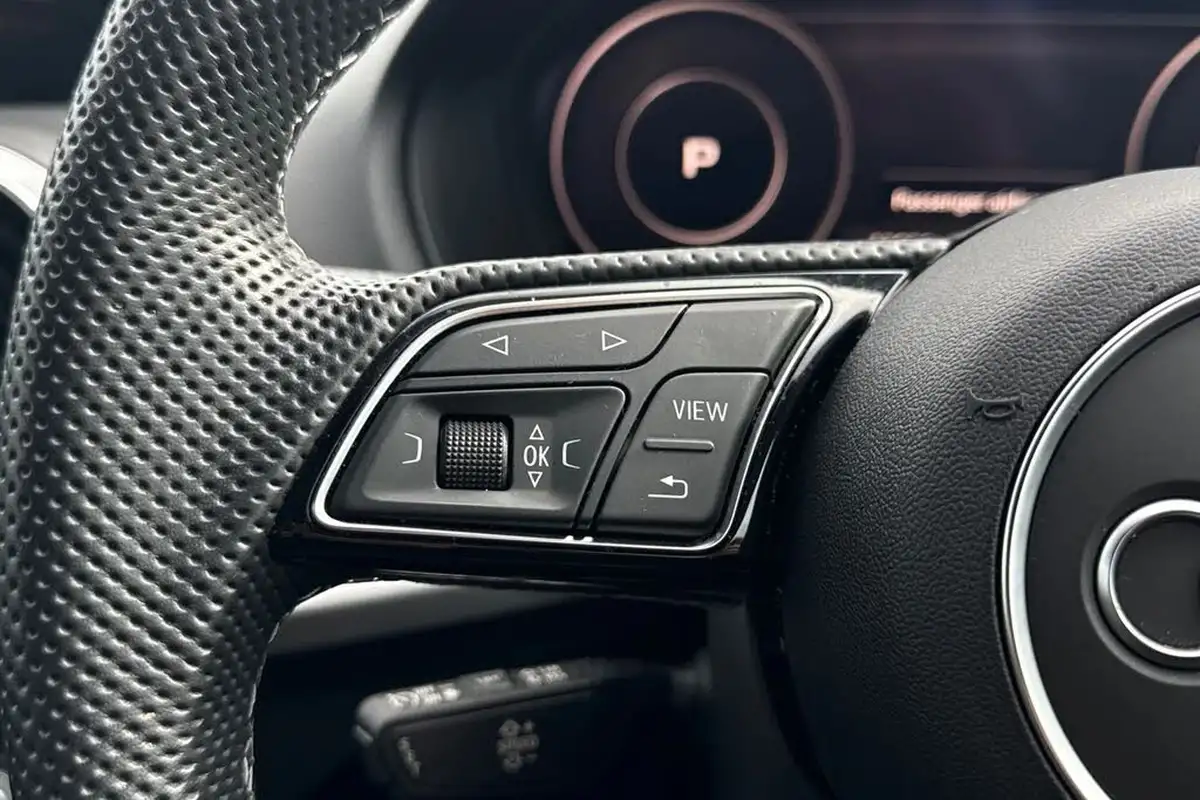 2022-audi-q2-15-35-tfsi-s-line-tronic-big-47
