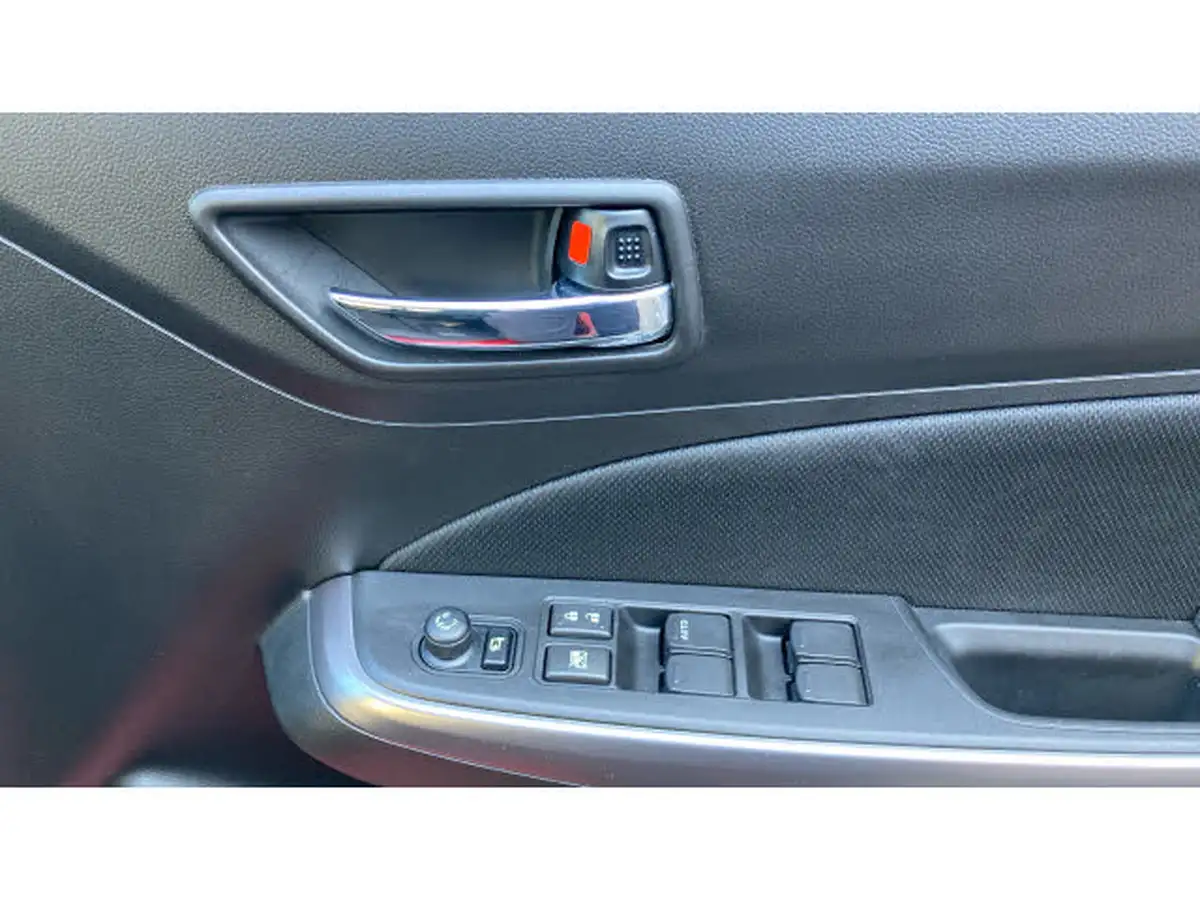 2021-suzuki-swift-12-dualjet-sz5-big-21