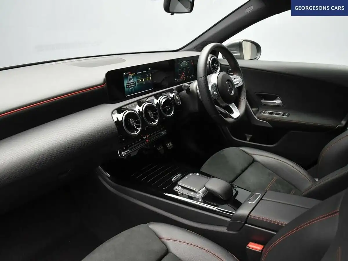 2020-mercedes-benz-a-class-20d-a200d-amg-line-hatchback-5d-big-15