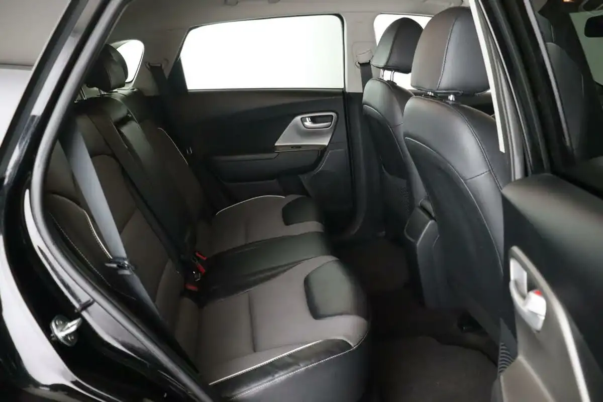 2021-kia-e-niro-ev-2-134bhp-39-big-11