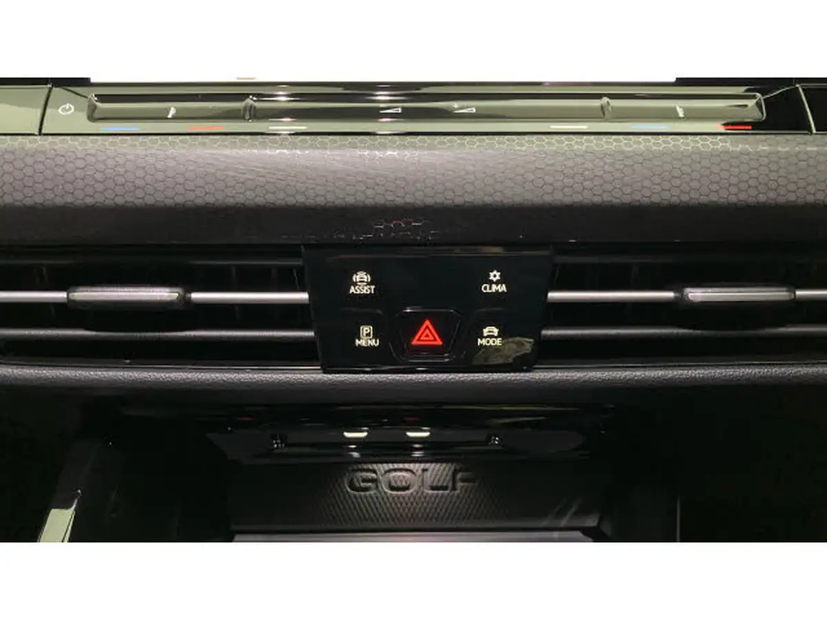 2024-volkswagen-golf-20-tsi-gti-245ps-big-29