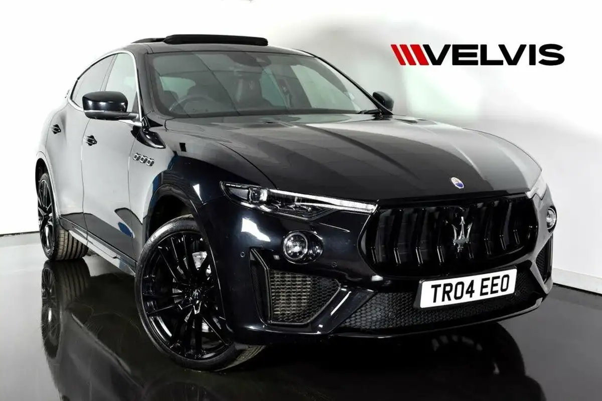 2020-maserati-levante-38-trofeo-big-0