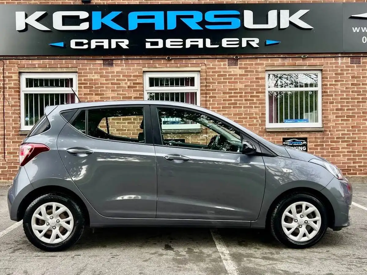 2018-hyundai-i10-10-se-67ps-big-3