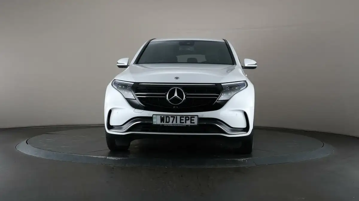 2022-mercedes-benz-eqc-e-eqc-400-amg-line-big-41