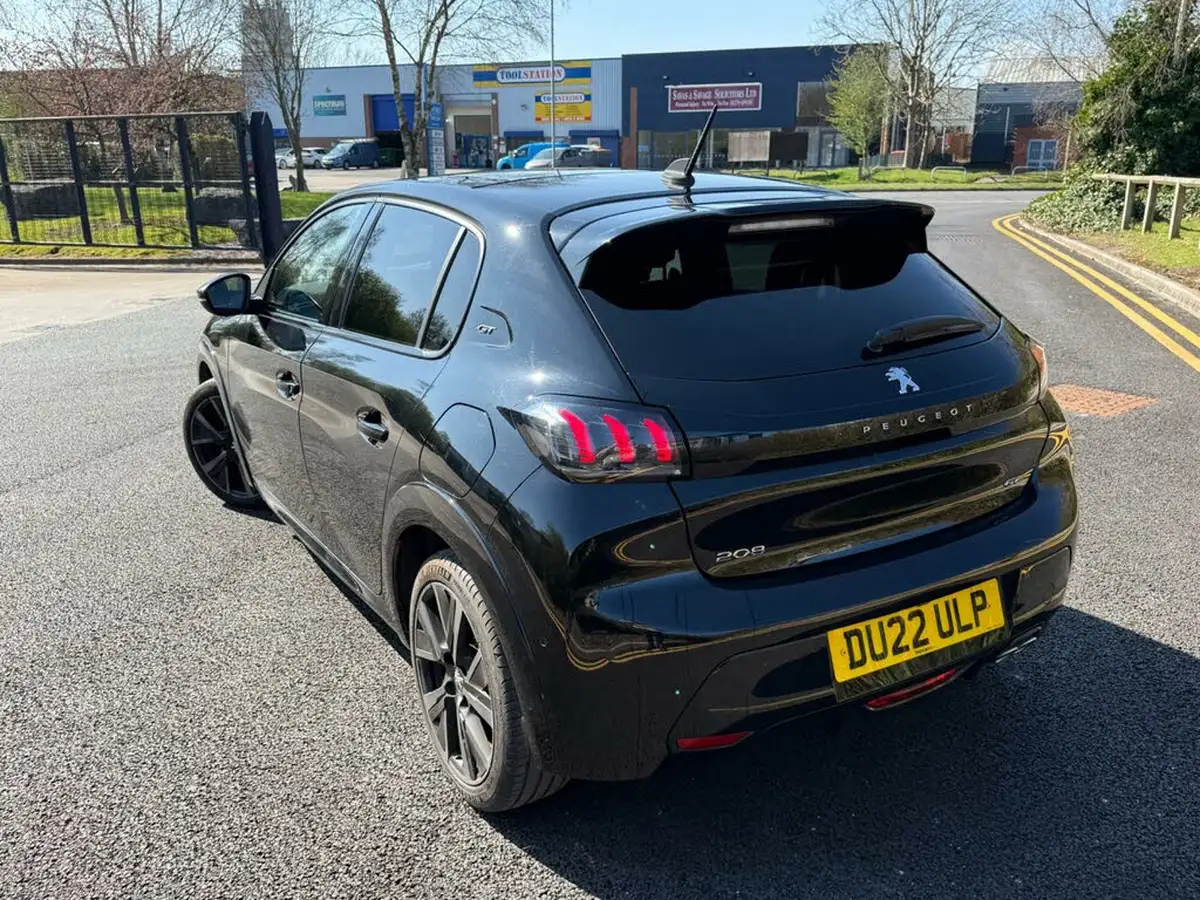 2022-peugeot-208-12-puretech-gt-premium-130bhp-eat8-big-6