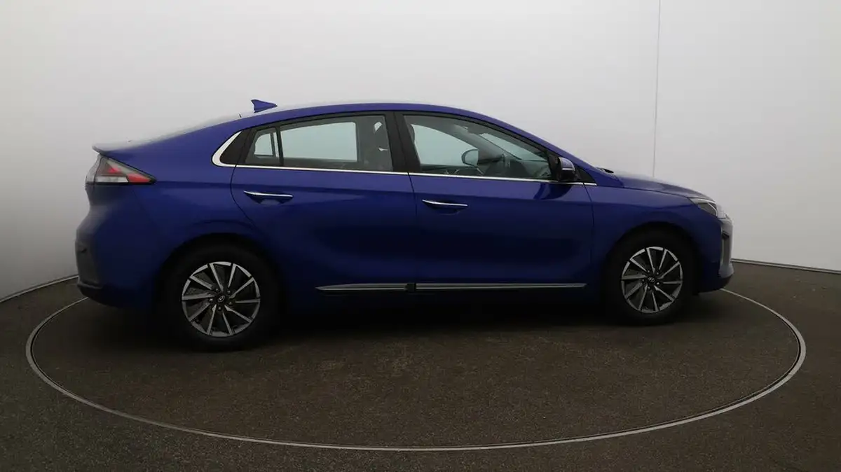 2022-hyundai-ioniq-e-premium-electric-big-8