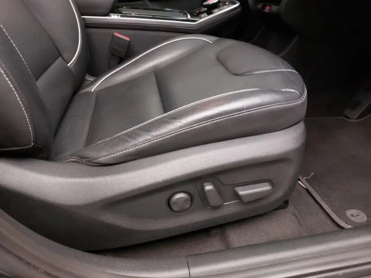2021-kia-e-niro-ev-3-big-14