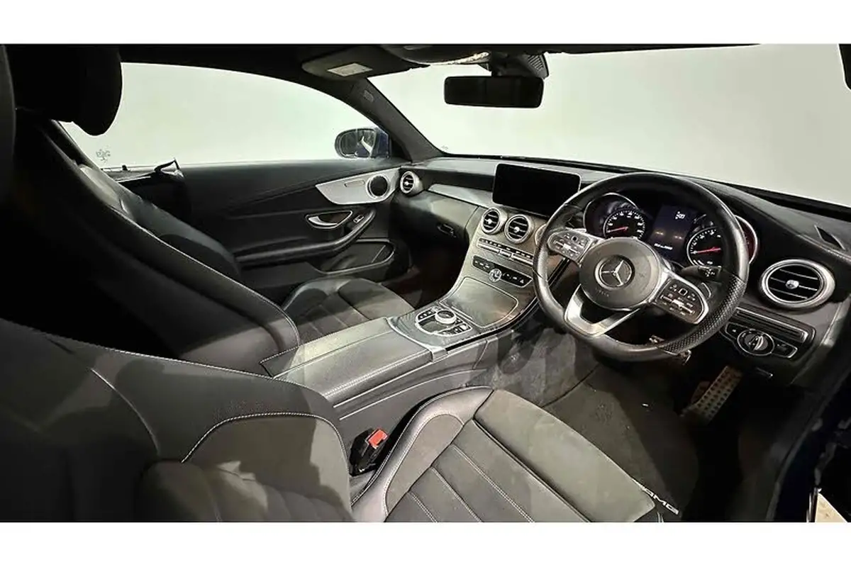 2018-mercedes-benz-c-class-15-c200-amg-line-ss-coupe-2d-big-32