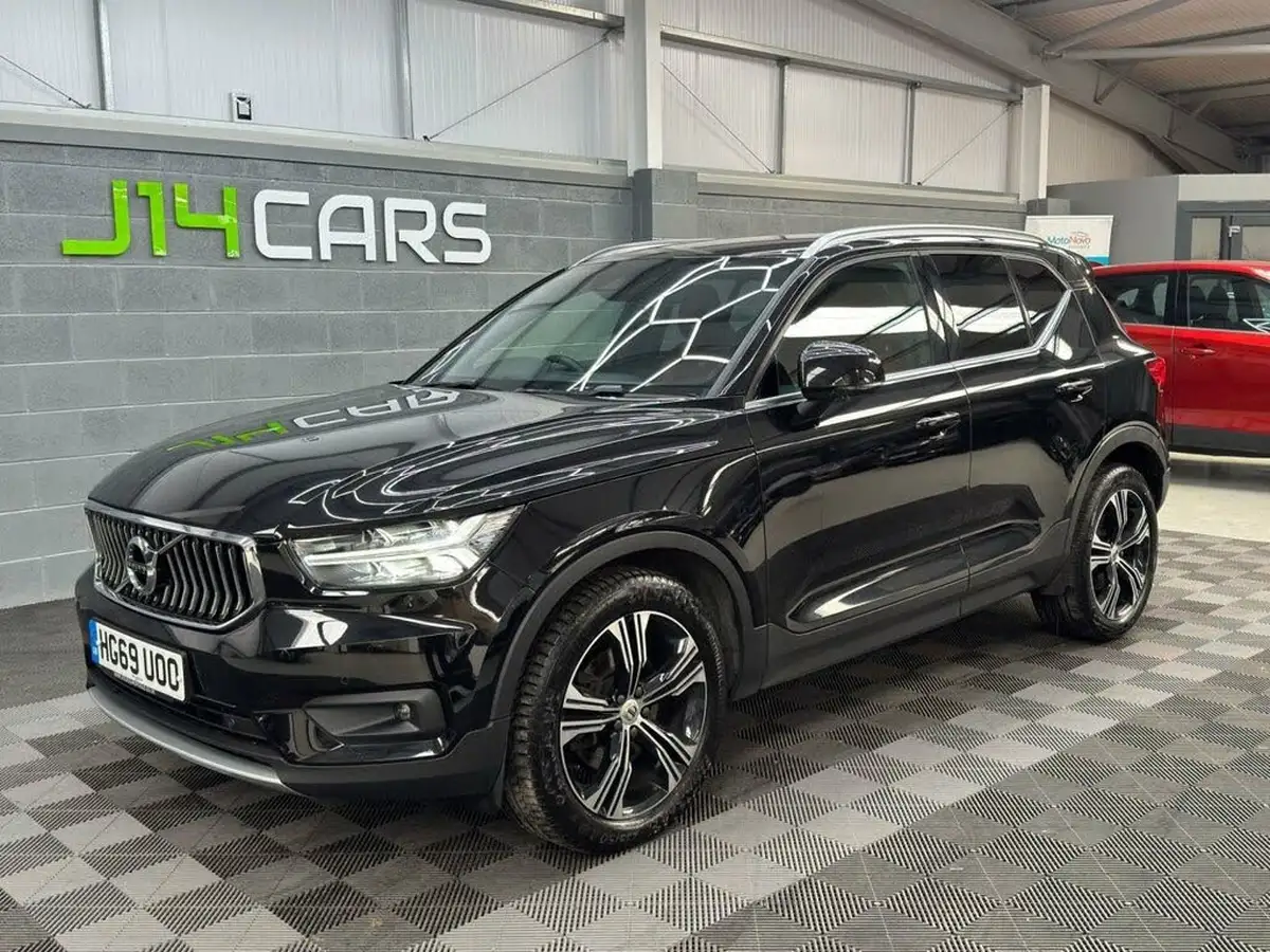 2020-volvo-xc40-20-t4-inscription-awd-big-0