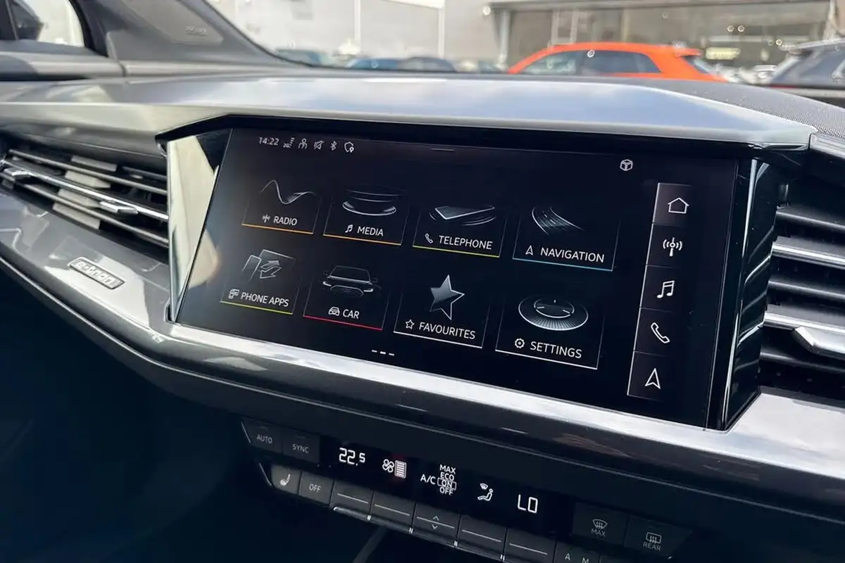 2024-audi-q4-e-tron-45e-black-edition-station-wagon-auto-big-38
