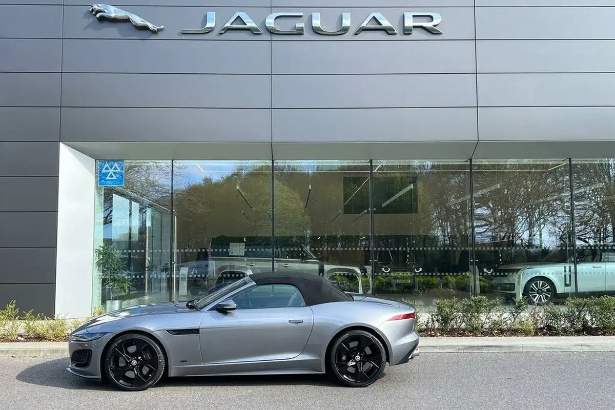 2023-jaguar-f-type-50-v8-p450-75-awd-convertible-big-7