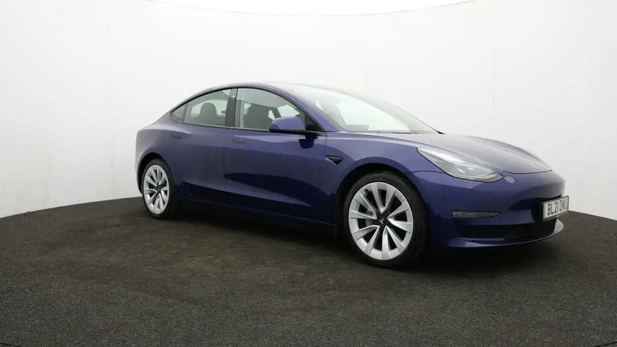 2021-tesla-model-3-e-long-range-4x4-big-40