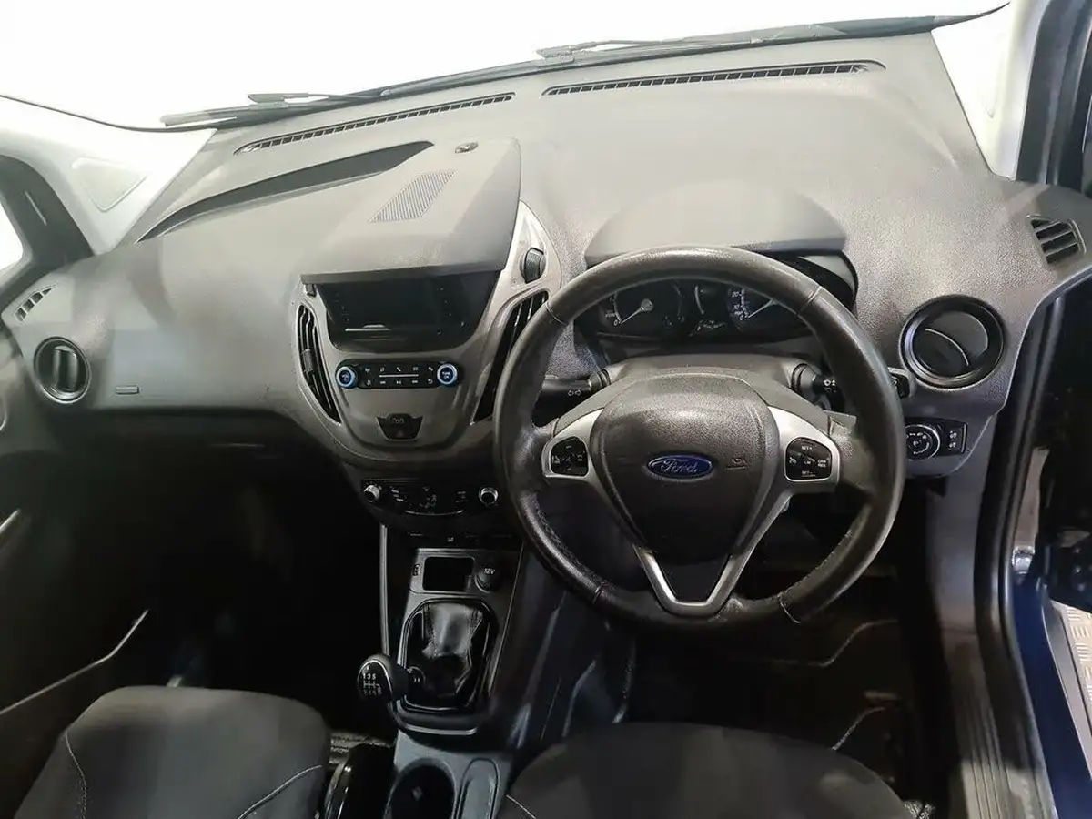 2021-ford-transit-courier-15tdci-trend-75pseu6d-big-8