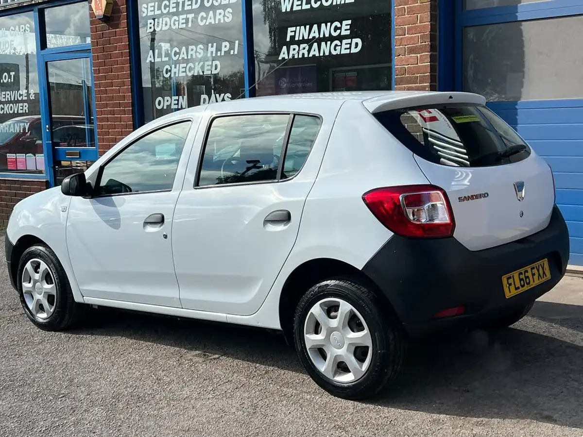 2016-dacia-sandero-12-access-big-5