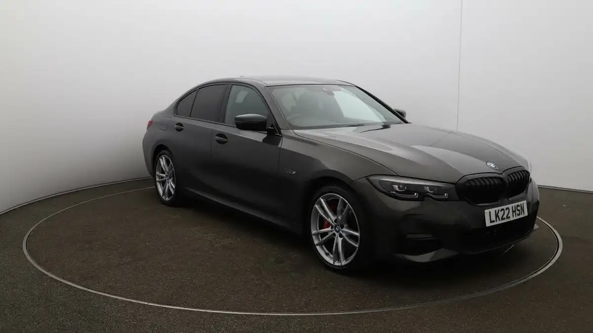 2022-bmw-3-series-20-330e-m-sport-pro-edition-saloon-4d-big-35