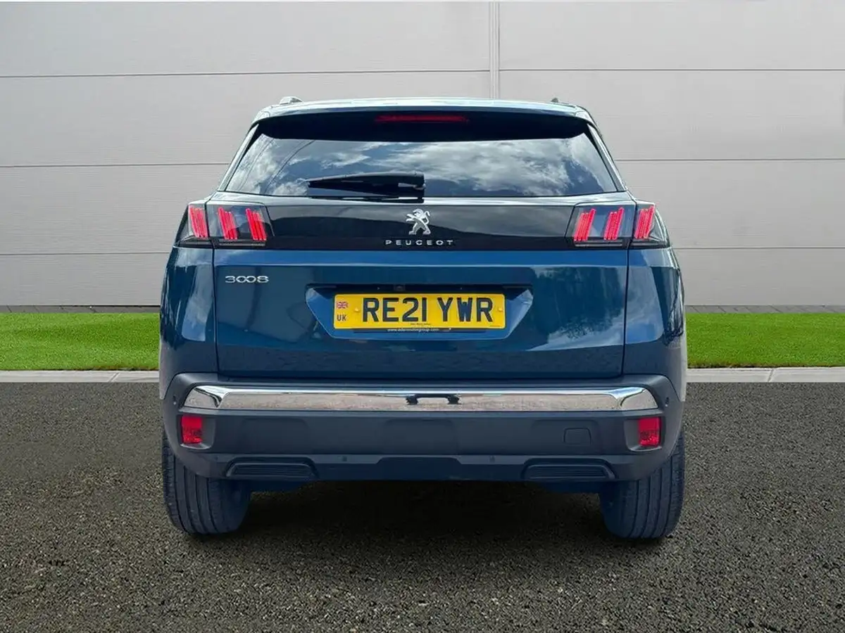 2021-peugeot-3008-suv-12-puretech-allure-premium-big-5