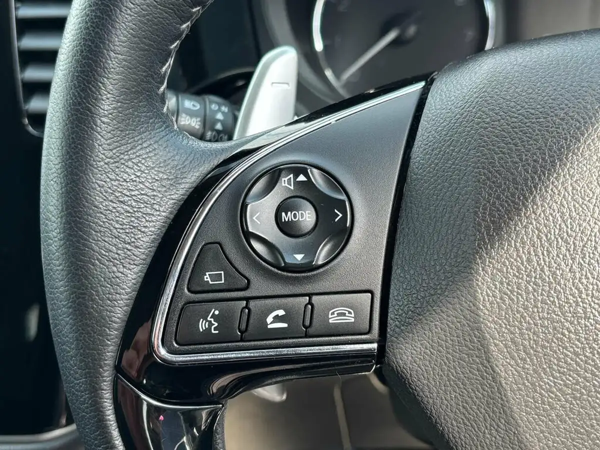 2020-mitsubishi-outlander-20-exceed-big-21