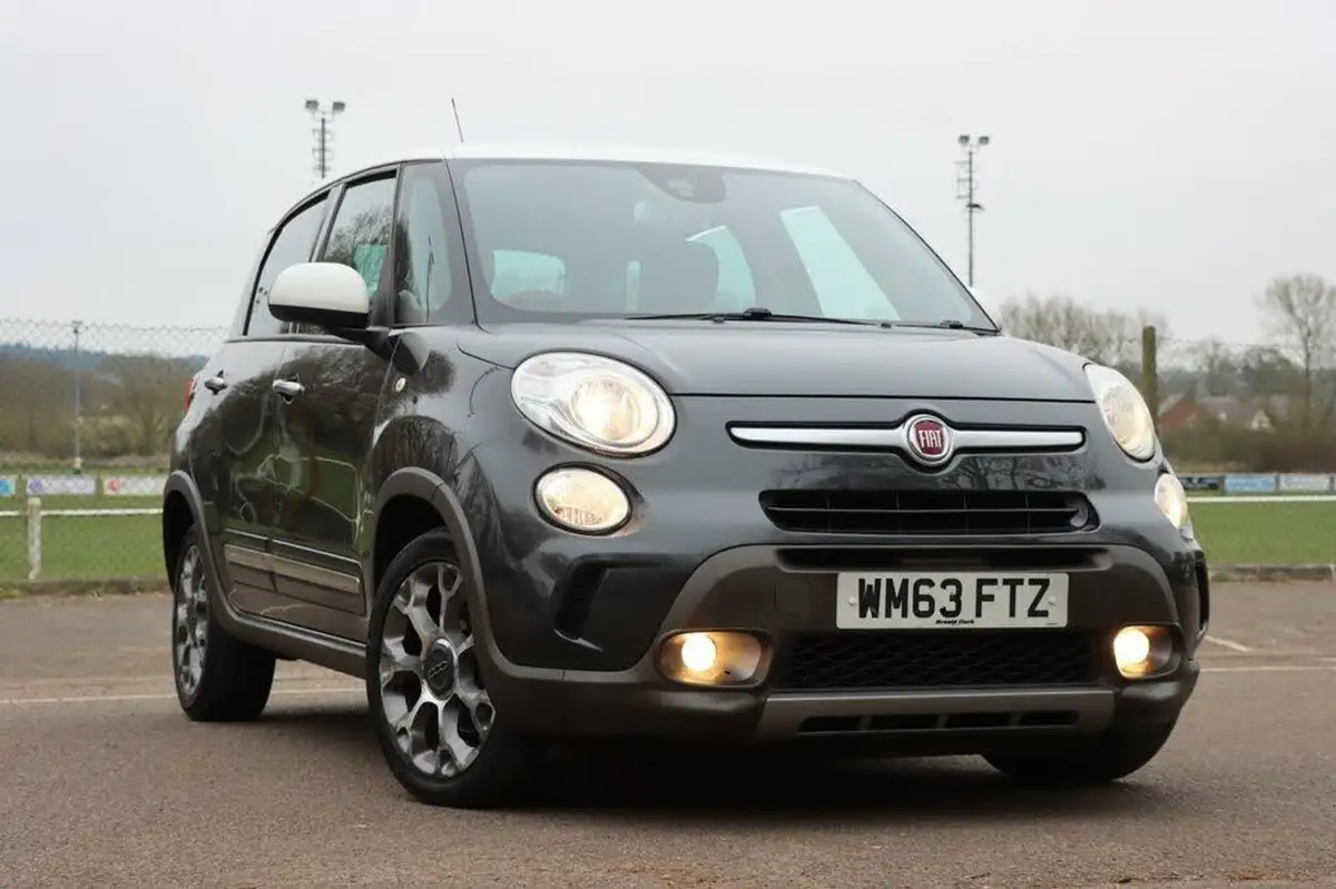 2013-fiat-500l-16-multijet-trekking-big-2