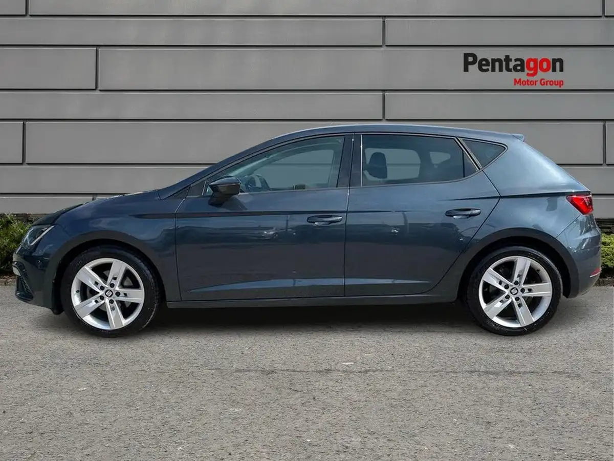 2020-seat-leon-15-tsi-evo-fr-130ps-hatchback-big-11