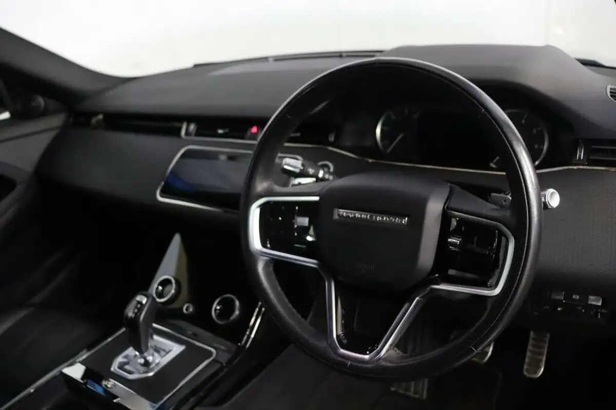 2021-land-rover-range-rover-evoque-15-p300e-r-dynamic-s-big-24