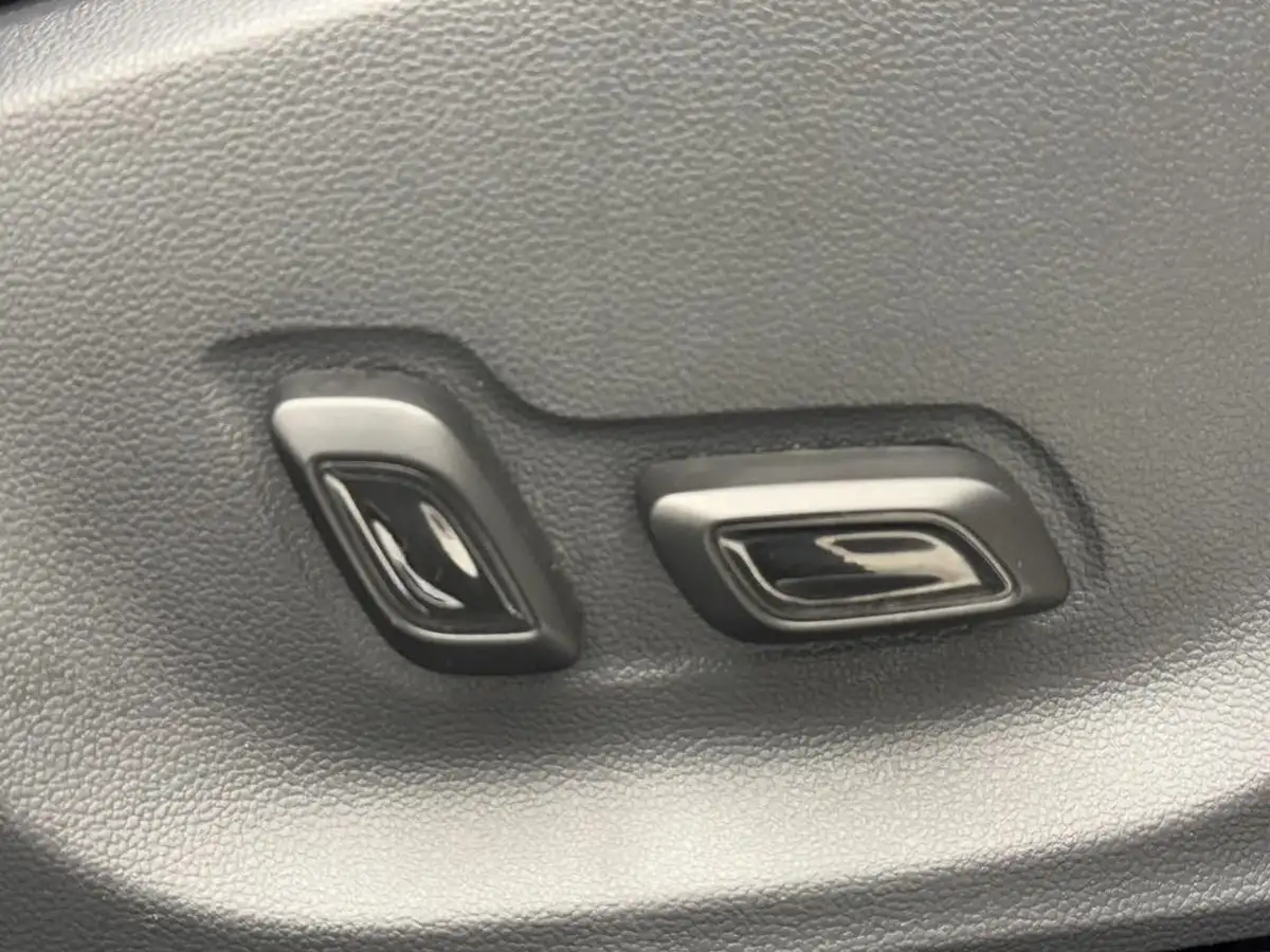 2023-mg-zs-suv-15-vti-tech-exclusive-big-18
