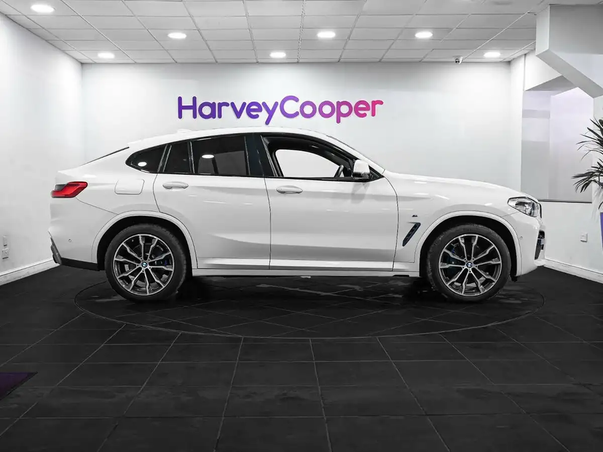 2020-bmw-x4-30td-xdrive30d-m-sport-big-3