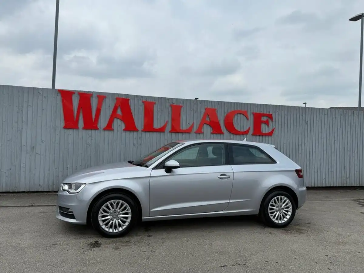 2015-audi-a3-16td-se-technik-hatchback-3d-big-5