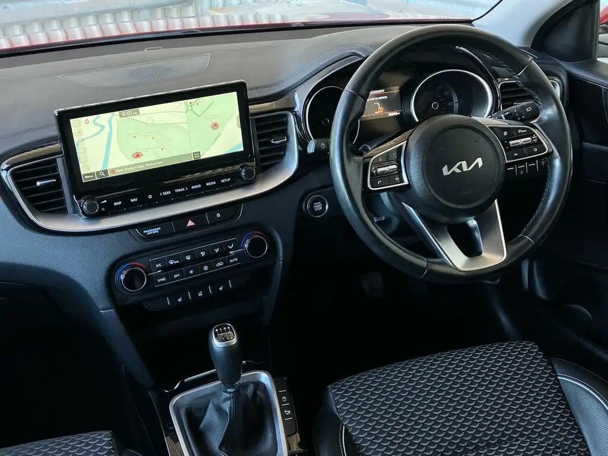 2021-kia-xceed-15-t-gdi-3-big-46