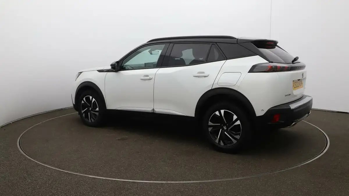 2022-peugeot-2008-suv-12-puretech-gt-big-28