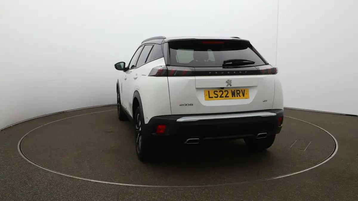 2022-peugeot-2008-suv-12-puretech-gt-big-52