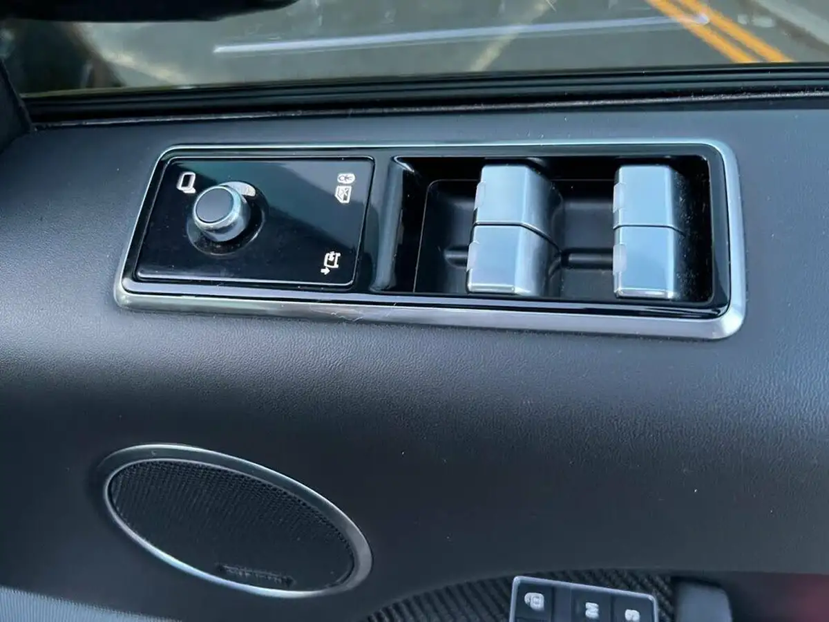 2021-land-rover-range-rover-sport-50-v8-p575-svr-carbon-edition-big-18