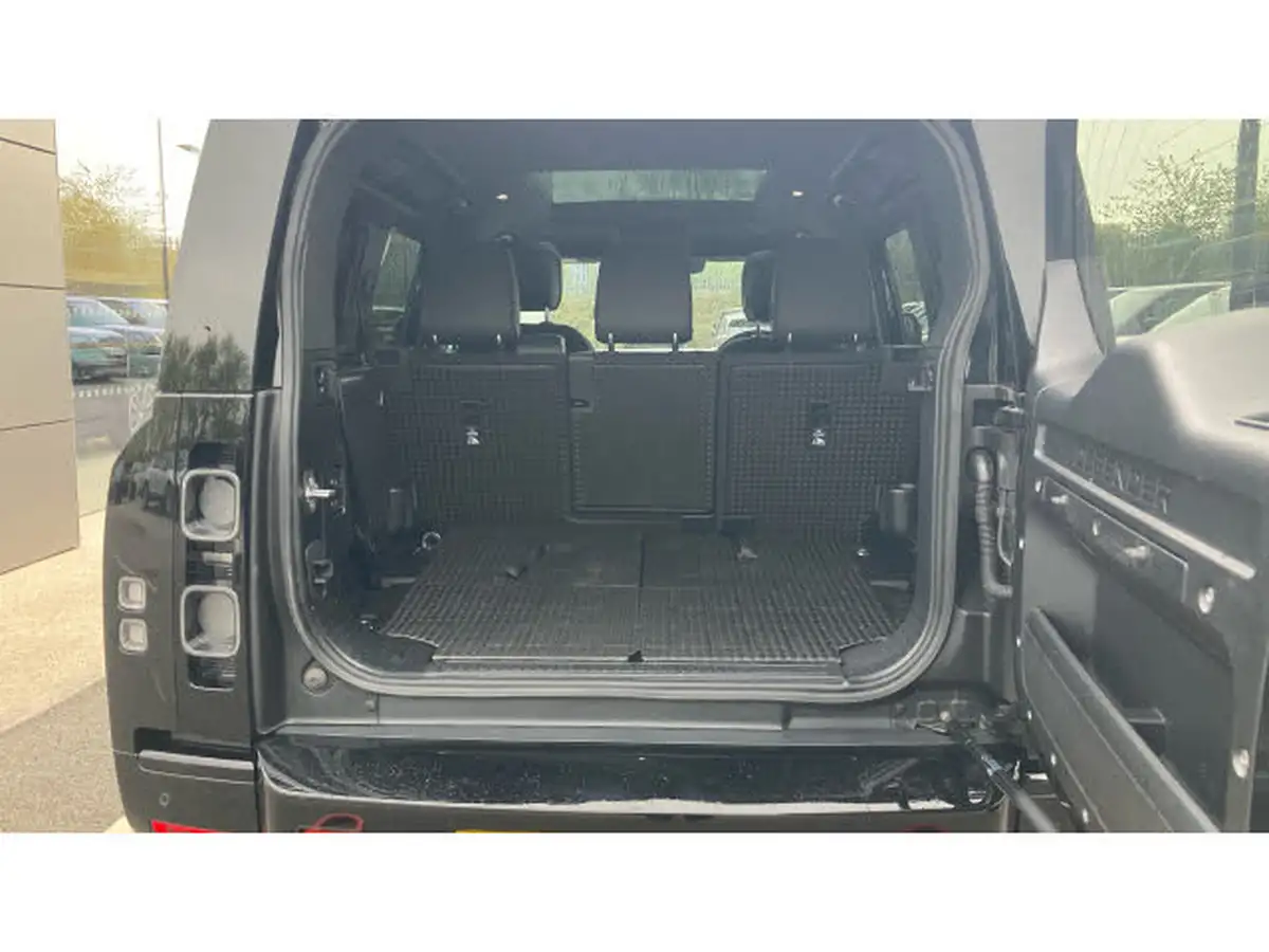 2023-land-rover-110-defender-30-d300-x-big-9