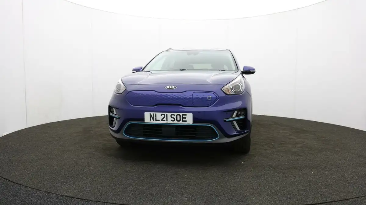 2021-kia-e-niro-ev-3-big-47