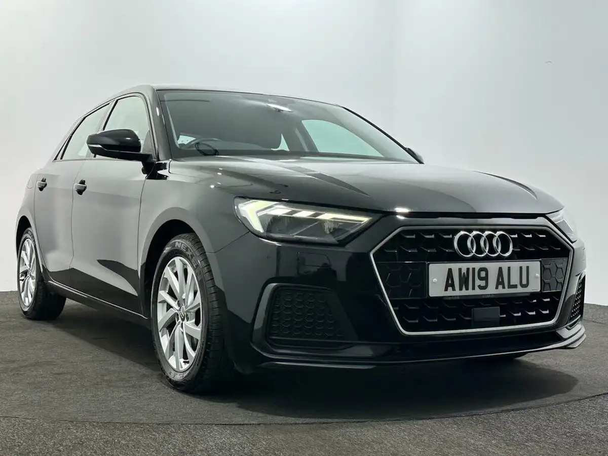 2019-audi-a1-10-30-tfsi-sport-big-50
