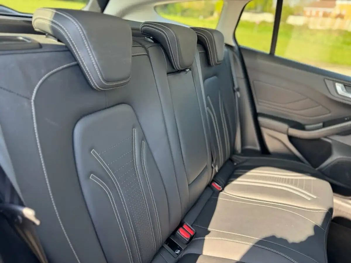 2020-ford-focus-10t-active-x-vignale-edition-155ps-hybrid-mhev-estate-big-27